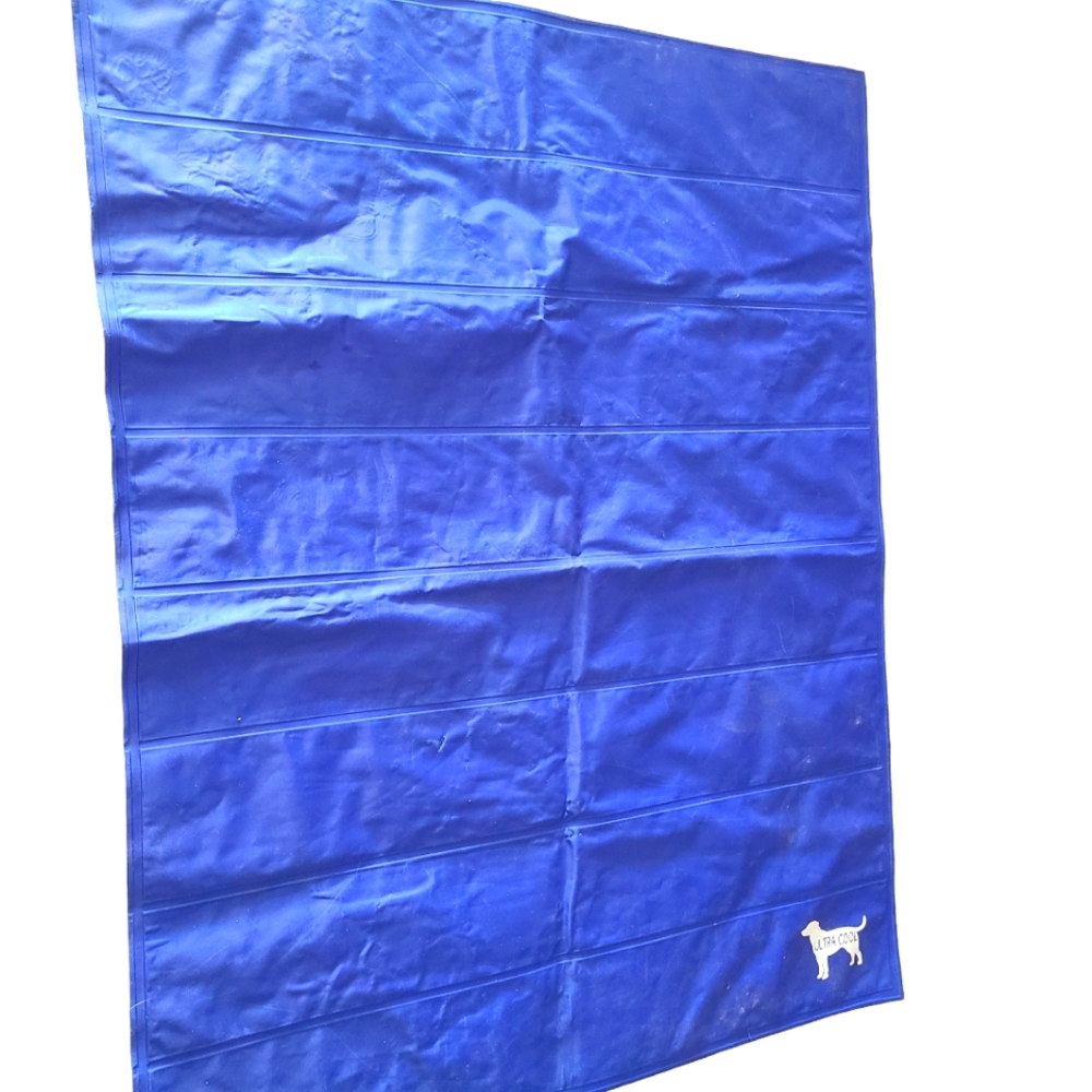 ULTRA COOL Dog Cooling Mat 24"x30" Washable